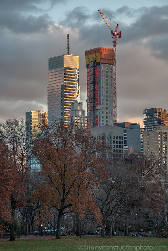 520 Park Avenue seen with the Bloomberg Tower. Photo by ILNY via YIMBY Forums