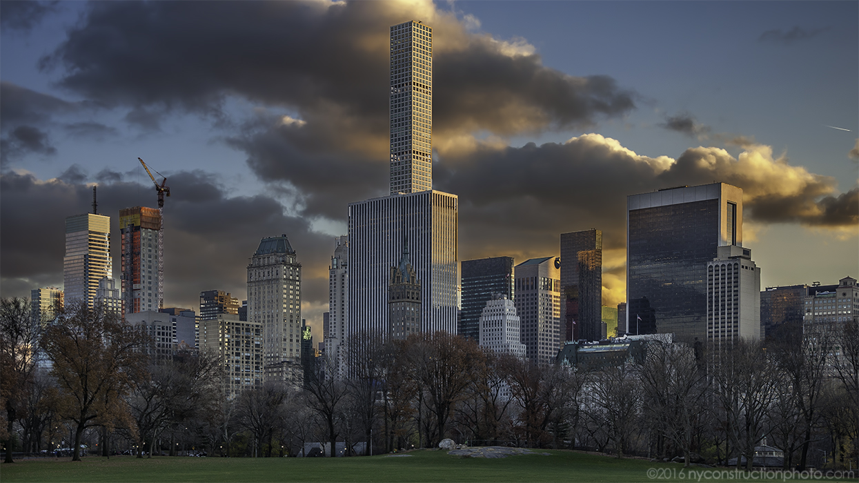 520 Park Avenue on the rise. Photo by ILNY via YIMBY Forums