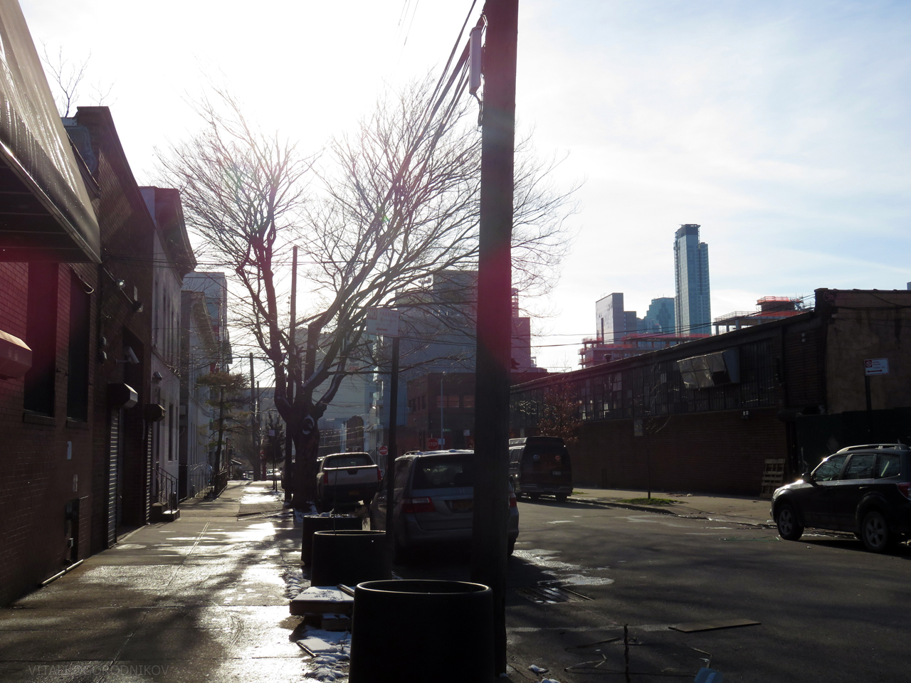 Looking south along 32nd Street. The Long Island City skyline is in the background.