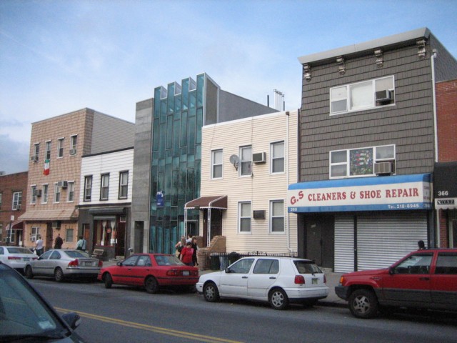 East Williamsburg, with extreme demand and no redeeming architectural value, remains stunted at two and three stories. Image from Wikimedia.