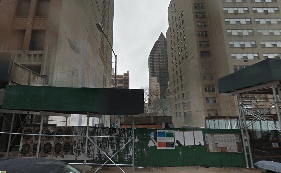 315 East 46th Street in December 2014, image via Google Maps