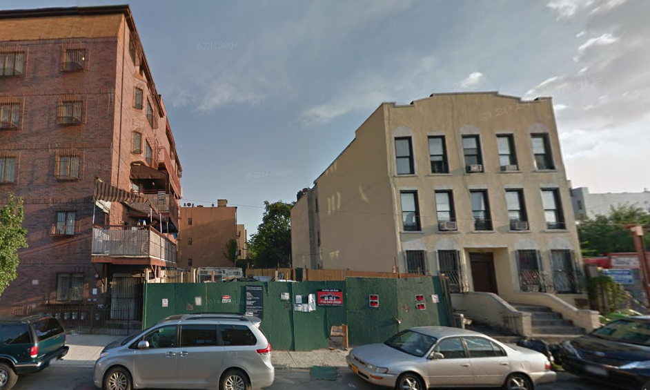 446 Park Avenue in September 2014, image via Google Maps