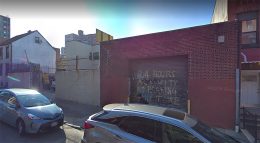 Existing garage structure at 114 15th Street (via Google Maps)