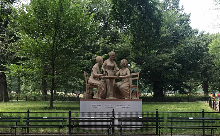 Rendering of the Women's Rights Monument in Central Park - Monumental Women