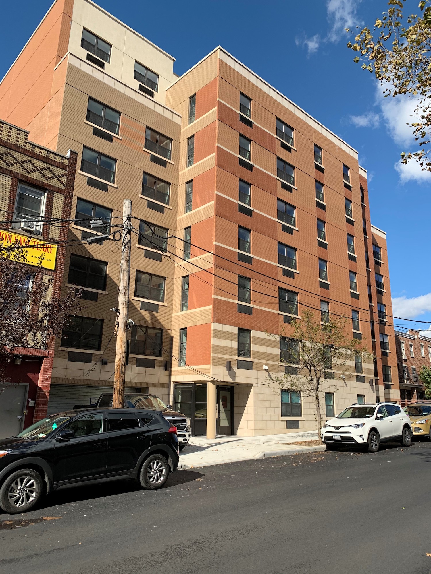 Washington Manor Apartments at 1969 Washington Avenue in East Tremont, The Bronx. Courtesy of NYC Housing Connect
