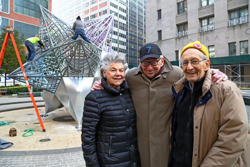 [From left to right]    Klara and Larry Silverstein with Frank Stella at 7 World Trade Center - Photo by Joe Woolhead
