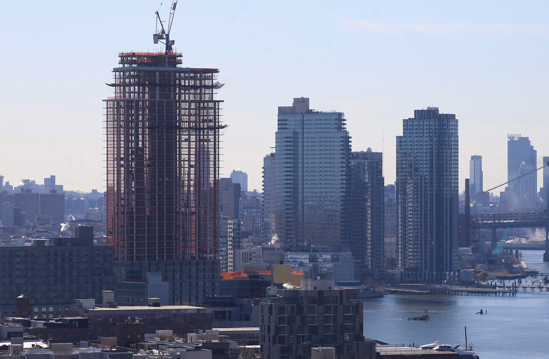 Calyer Place's 40-Story Tower Nears Topping Out in Greenpoint, Brooklyn - New York YIMBY