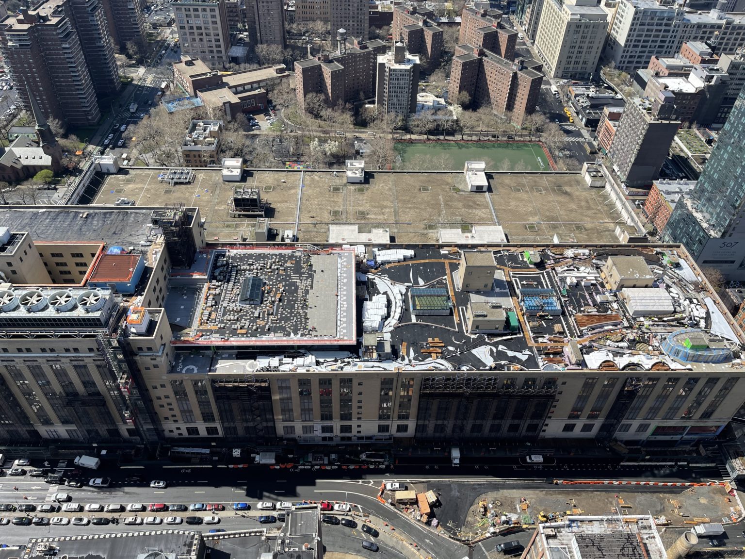 341 Ninth Avenue's Green Roof Takes Shape in West Chelsea, Manhattan - New York YIMBY