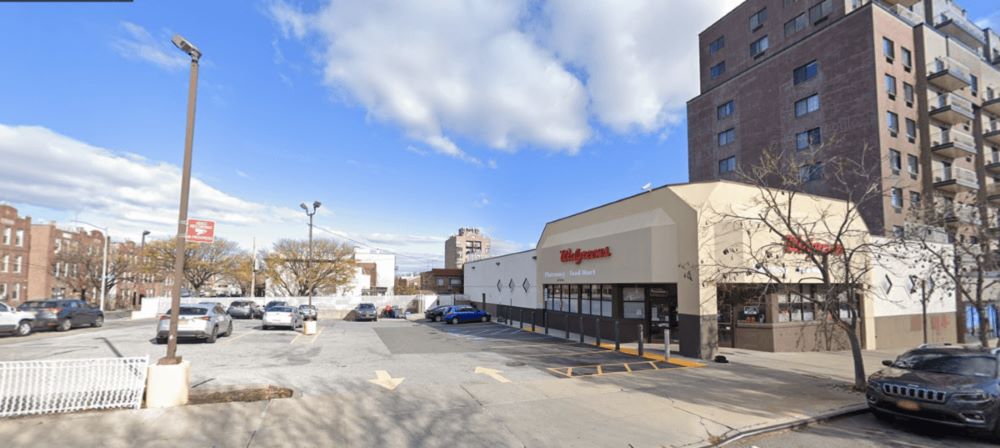 Existing view of Walgreens at 58-01 Queens Boulevard - Google Maps
