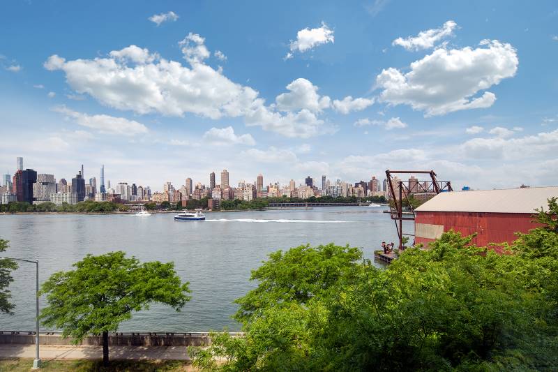 View of the Manhattan skyline from Astoria West - Photo by Travis Marks