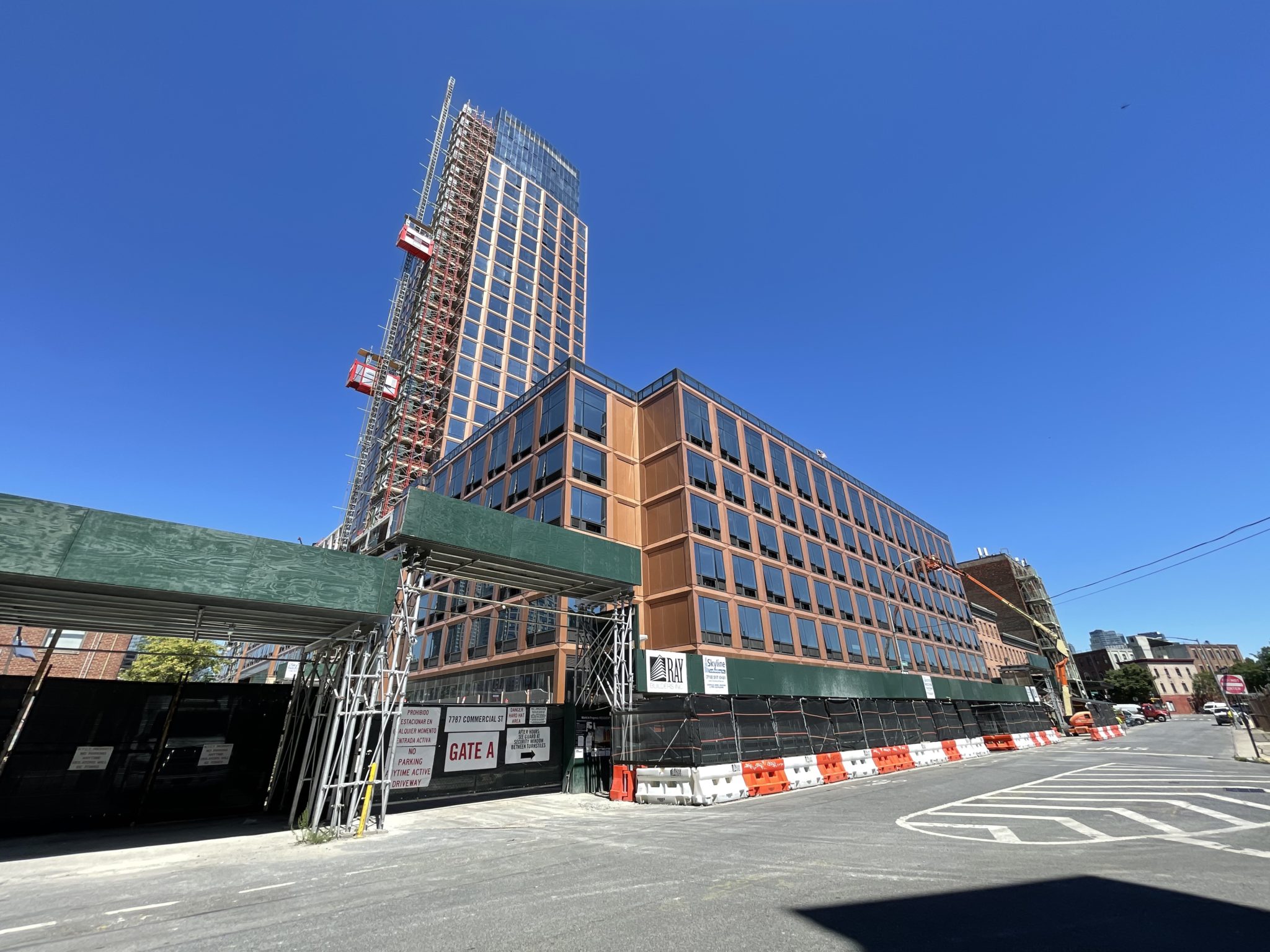 77-87 Commercial Street's Façade Reaches Final Floors In Greenpoint ...