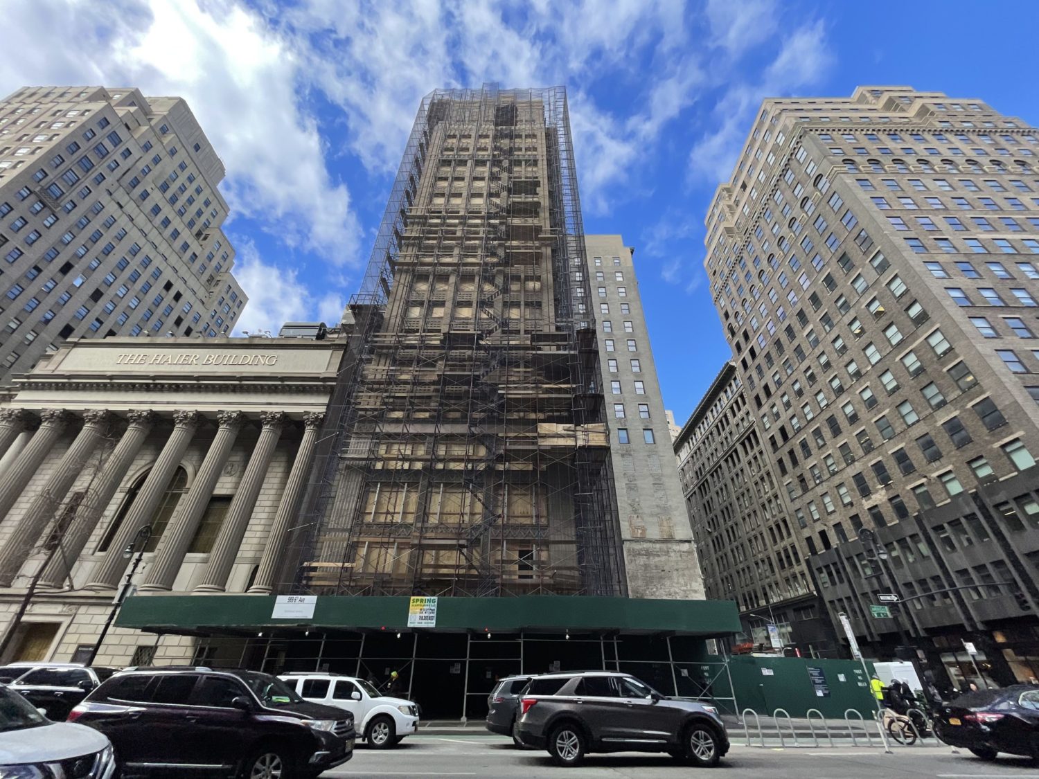 Buildings In Manhattan