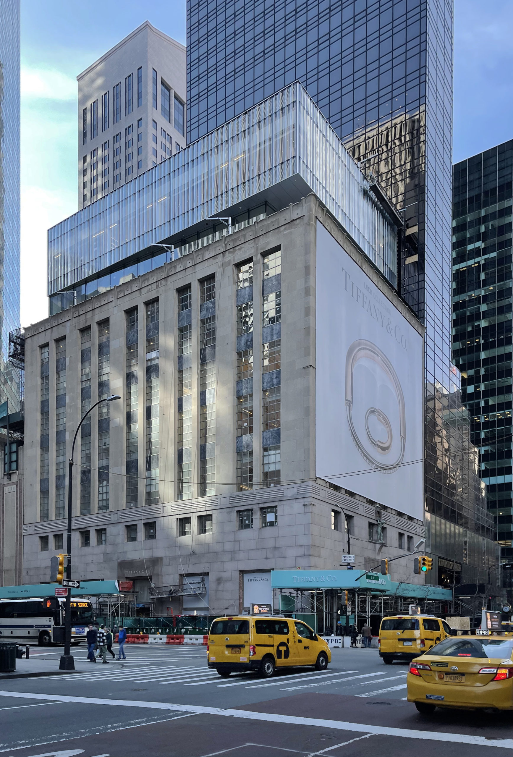 Tiffany & Company's Flagship Expansion Tops Out at 727 Fifth Avenue in  Midtown, Manhattan - New York YIMBY