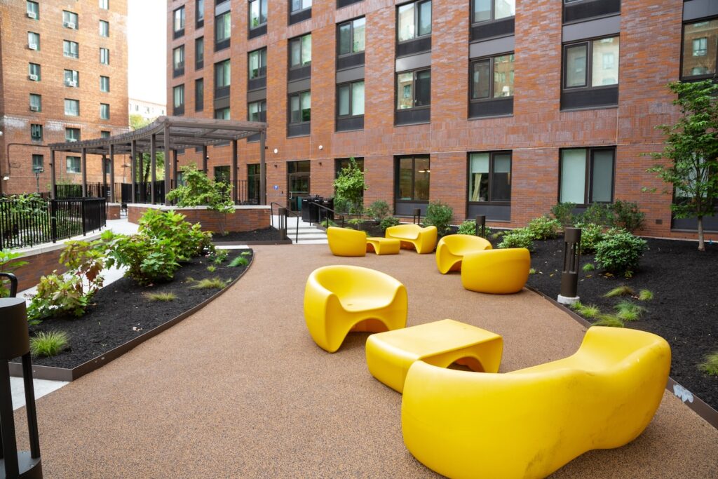 Photograph of outdoor area at Parkchester Gardens. Credit: Olshan Properties