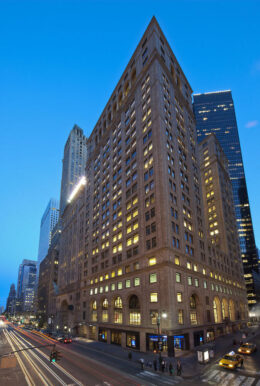 Photograph of 125 Park Avenue, via SL Green