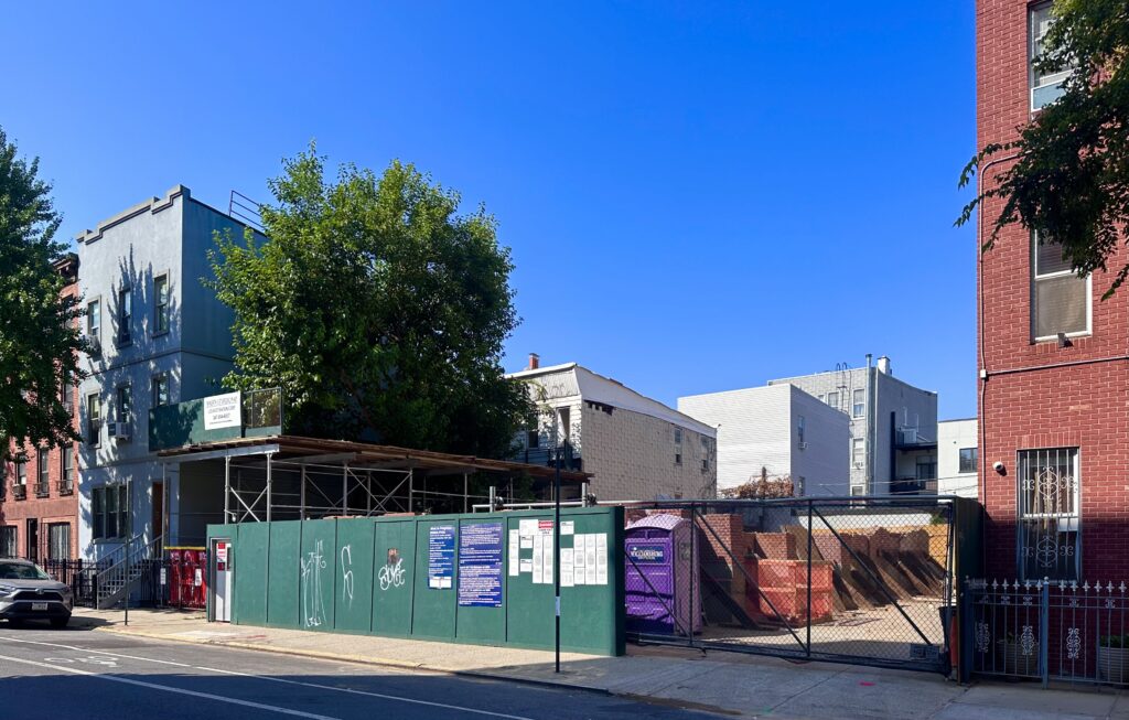 199 North 5th Street. Photo by Michael Young.
