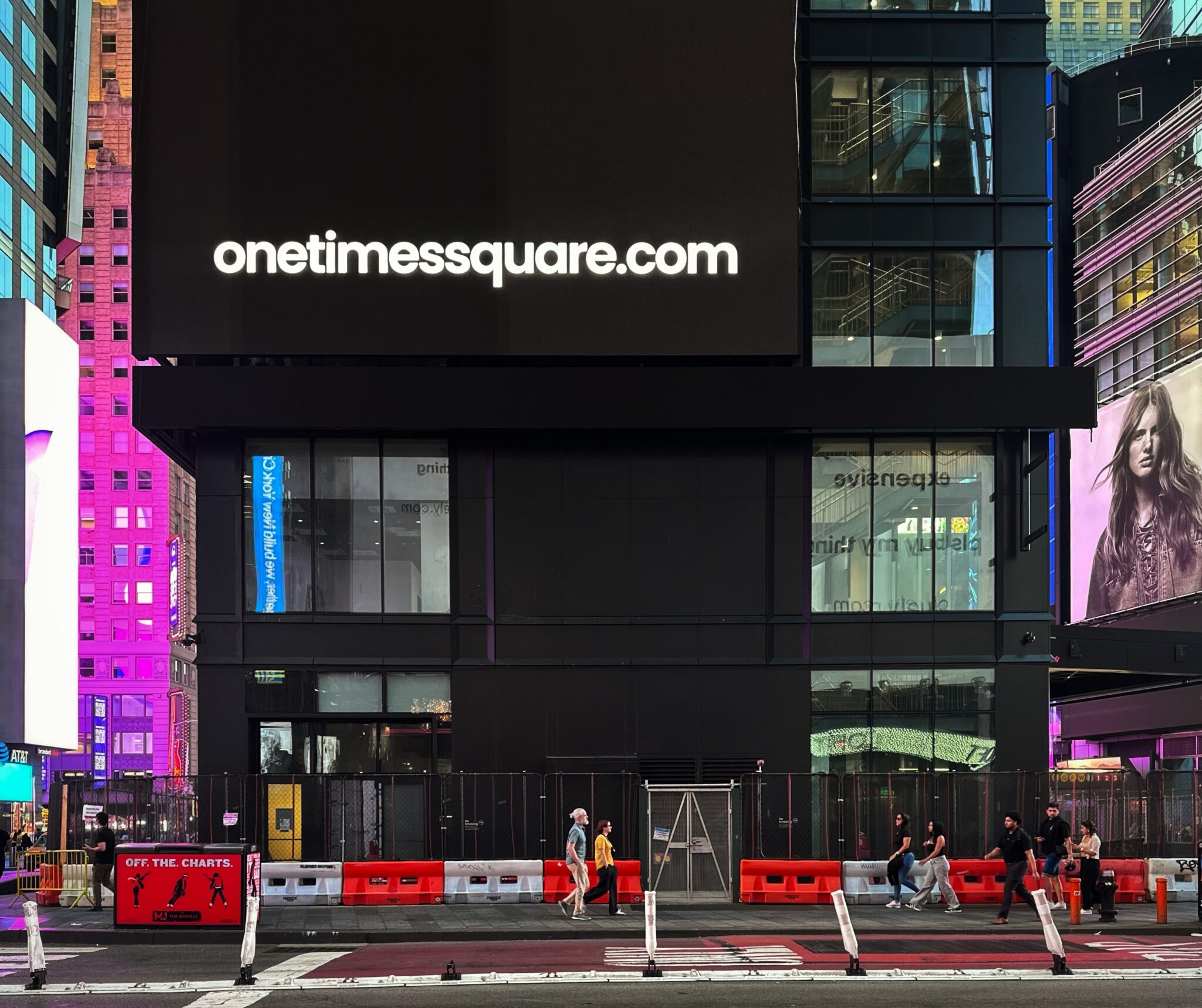 1 Times Square Prepares For Fall Opening in Times Square, Manhattan ...