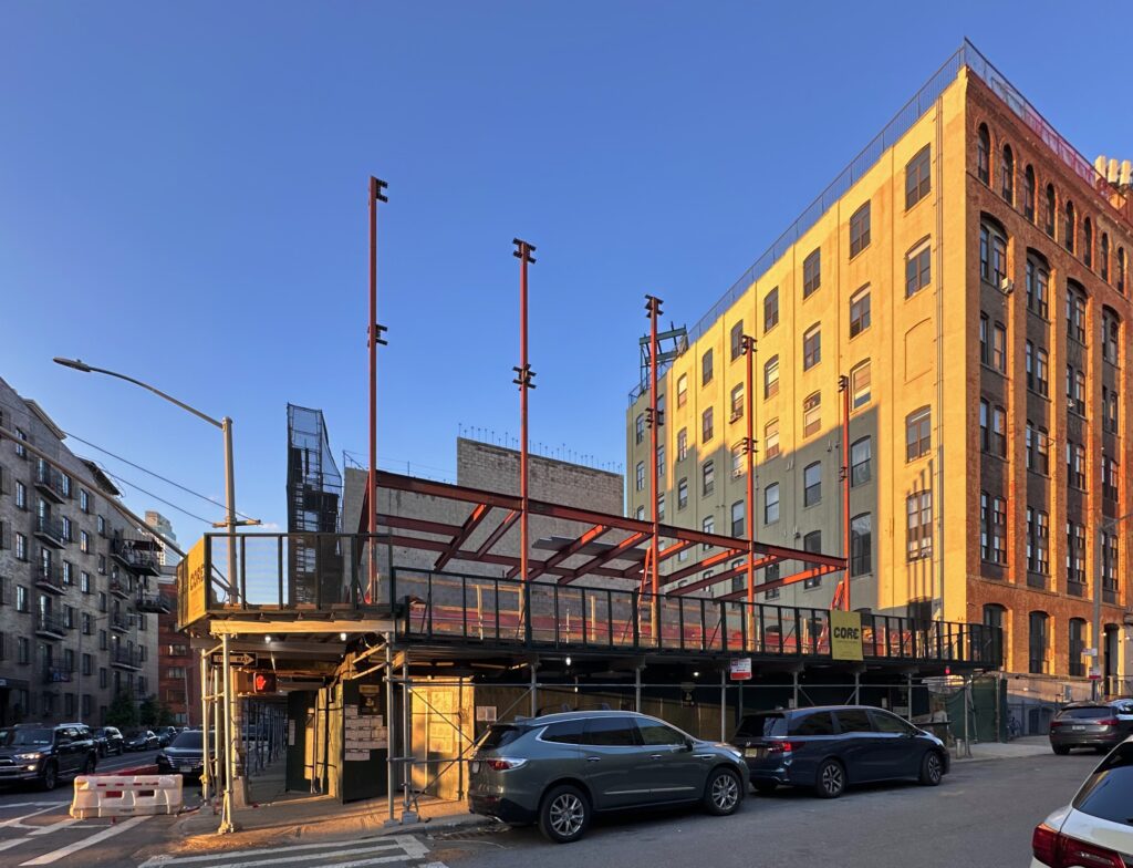 487 Wythe Avenue. Photo by Michael Young.