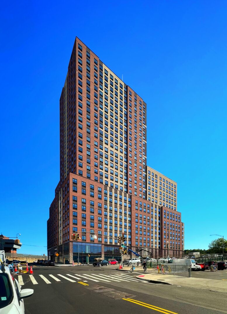 375 West 207th Street. Photo by Michael Young.