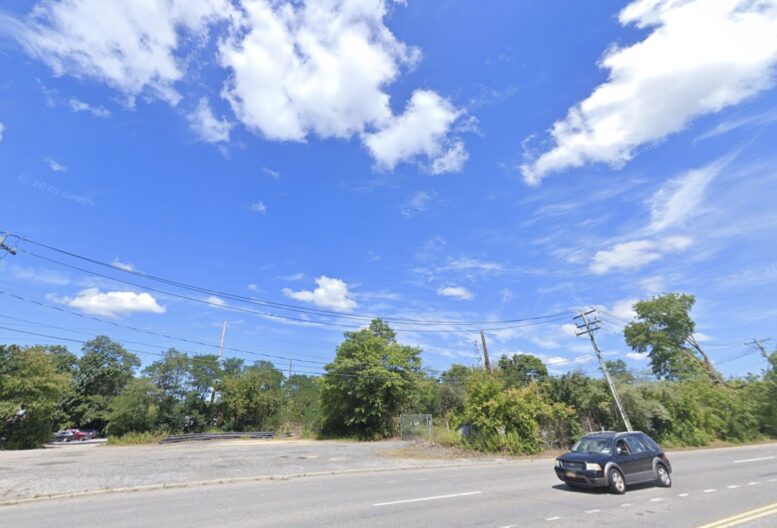 Site at Conklin Street and Broadhollow Road, via Google Maps.