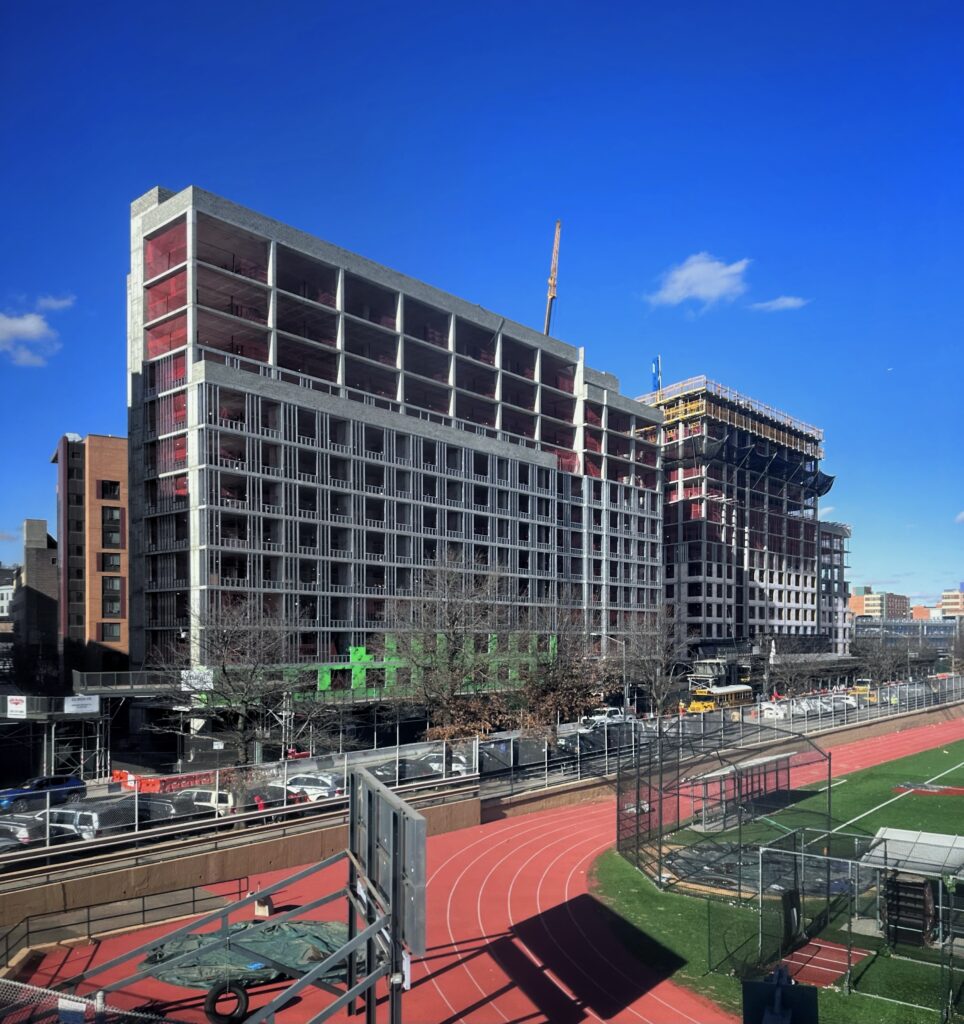 625 Brook Avenue. Photo by Michel Young.