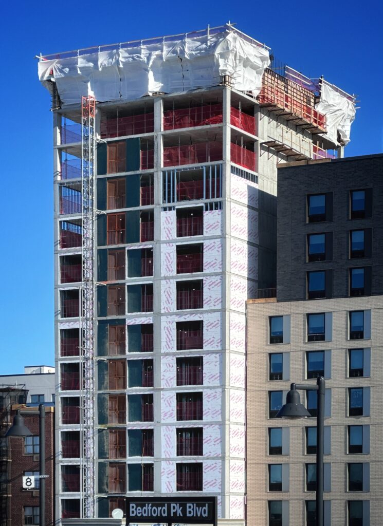 3073 Villa Avenue. Photo by Michael Young.