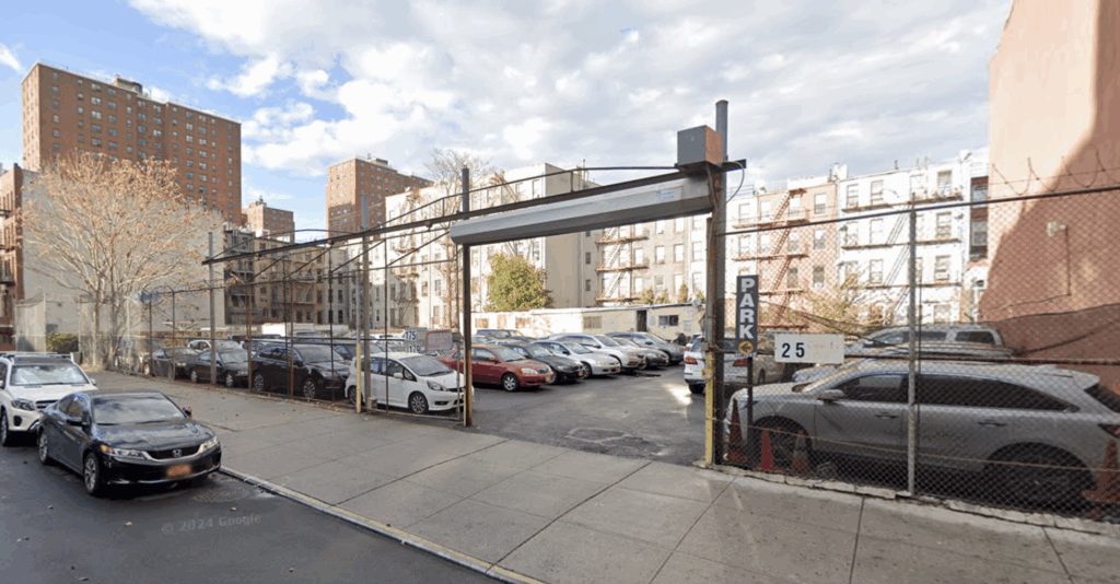 167 East 108th Street, circa November 2017. Image via Google Maps. 