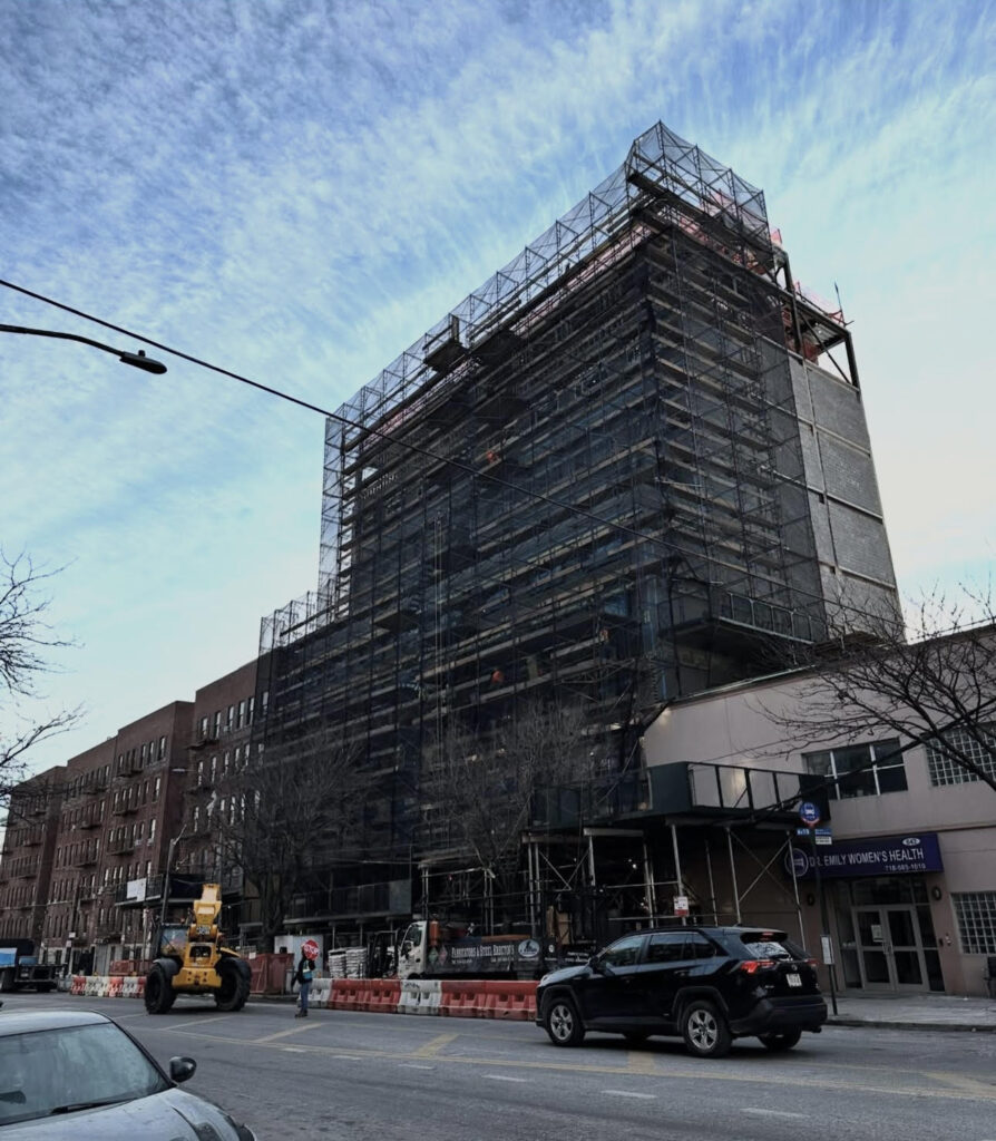 644-650 Southern Boulevard. Photo by IMC Architecture. 