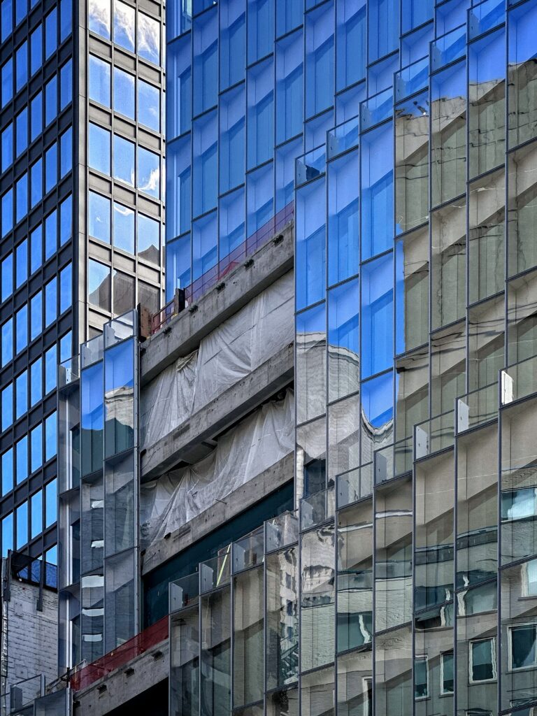 665 Fifth Avenue. Photo by Michael Young.