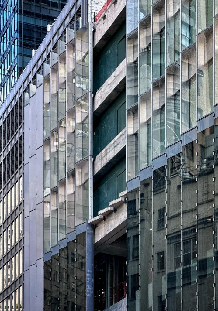 665 Fifth Avenue. Photo by Michael Young.