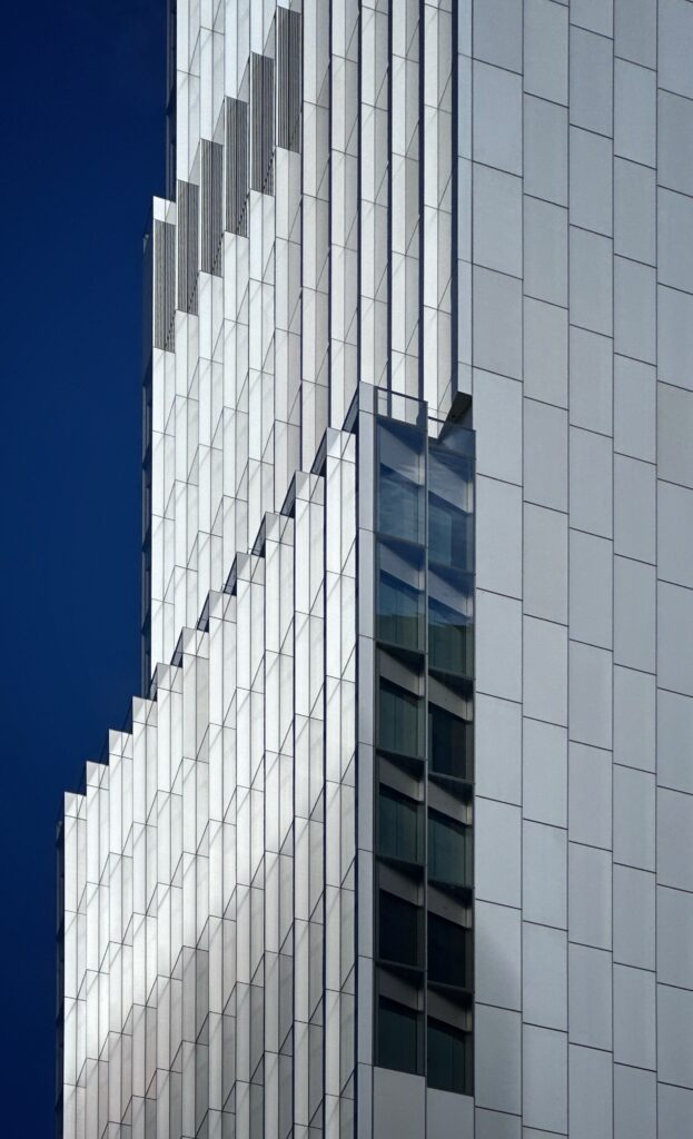 665 Fifth Avenue. Photo by Michael Young.