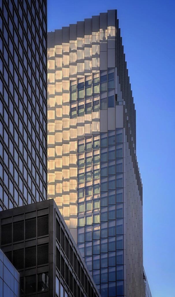 665 Fifth Avenue. Photo by Michael Young.
