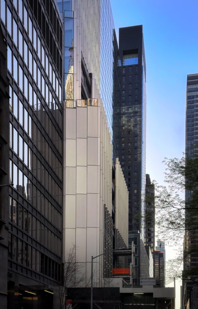665 Fifth Avenue. Photo by Michael Young.