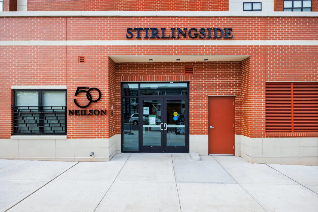 50 Neilson Street. Image courtesy of https://www.liveat50neilson.com/photogallery