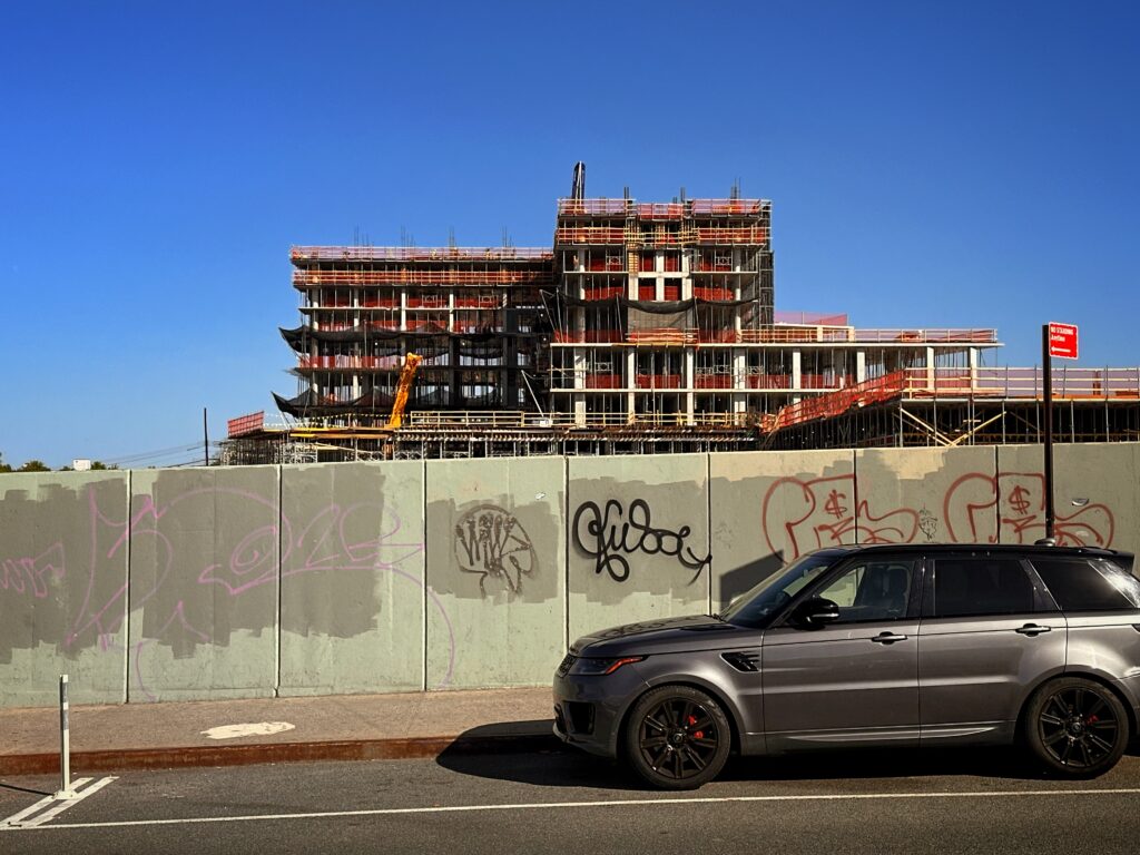 6208 8th Avenue. Photo by Michael Young.