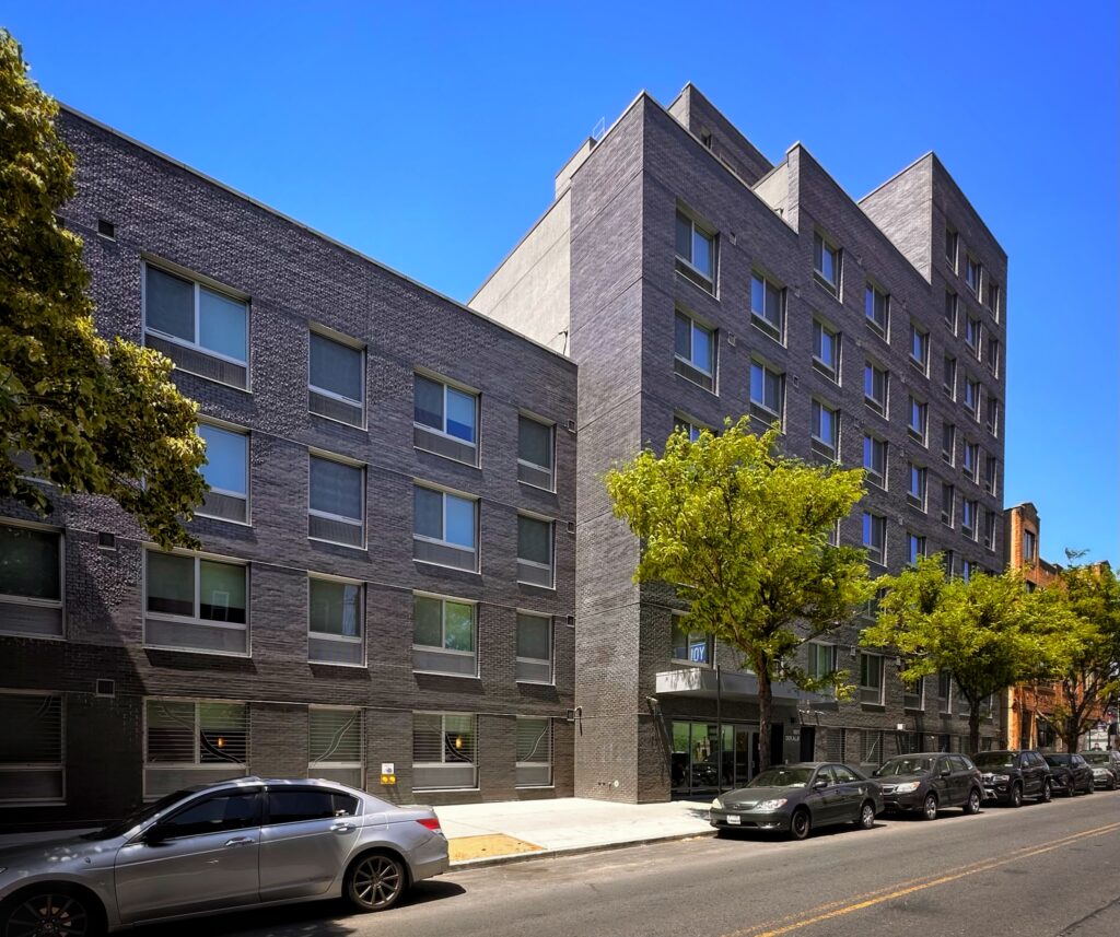 1601 Dekalb Avenue. Photo by Michael Young.