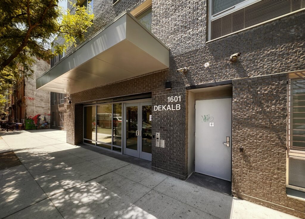 1601 Dekalb Avenue. Photo by Michael Young.