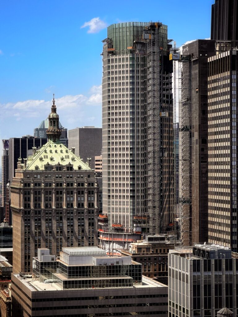 383 Madison Avenue. Photo by Michael Young.