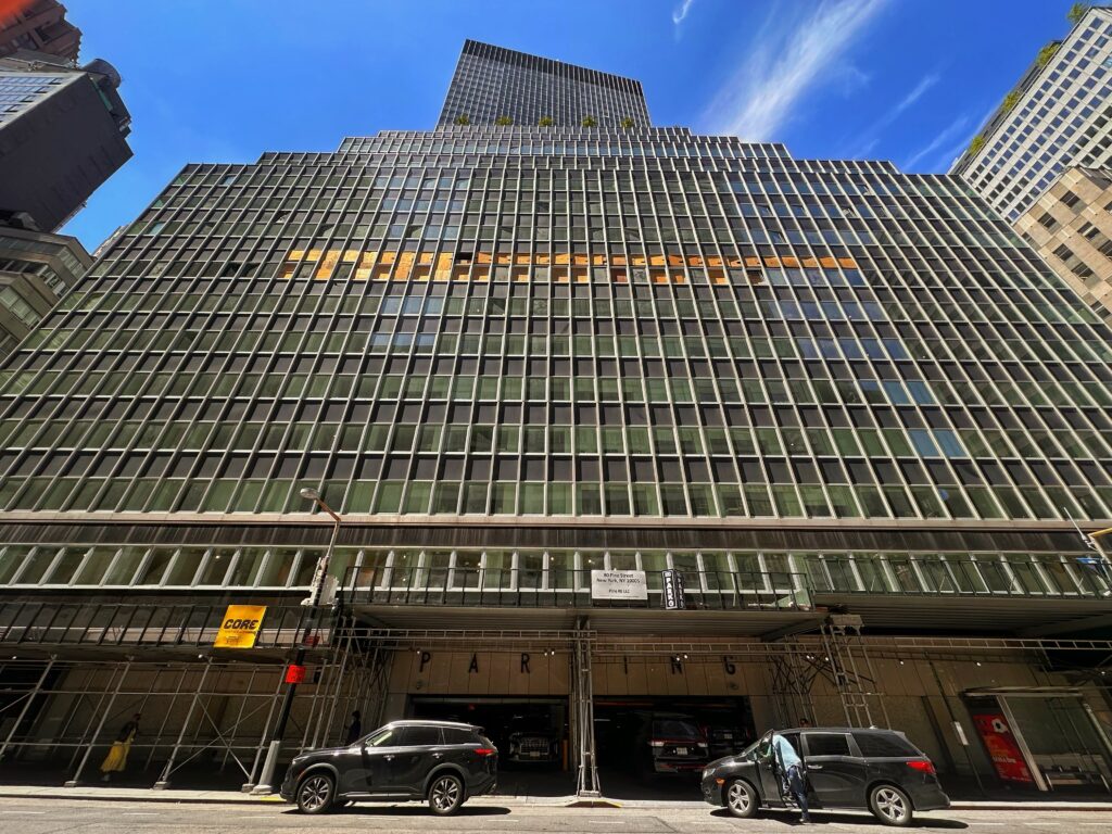 80 Pine Street. Photo by Michael Young.