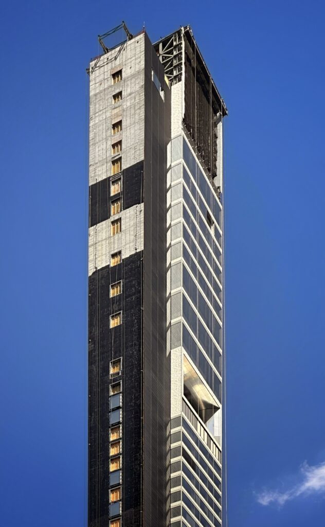 262 Fifth Avenue. Photo by Michael Young.