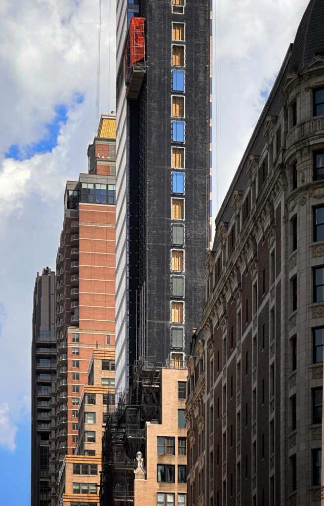 262 Fifth Avenue. Photo by Michael Young.