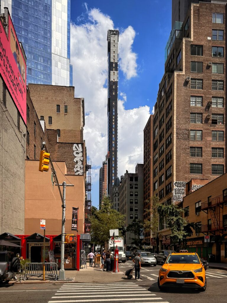 262 Fifth Avenue. Photo by Michael Young.