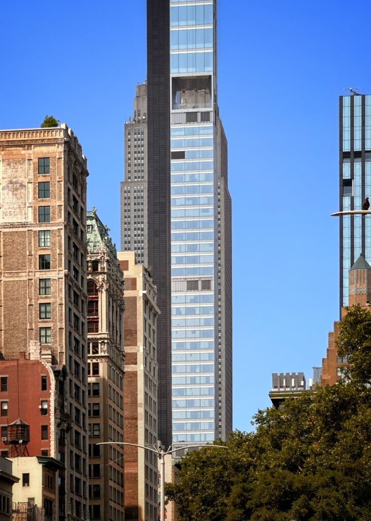 262 Fifth Avenue. Photo by Michael Young.