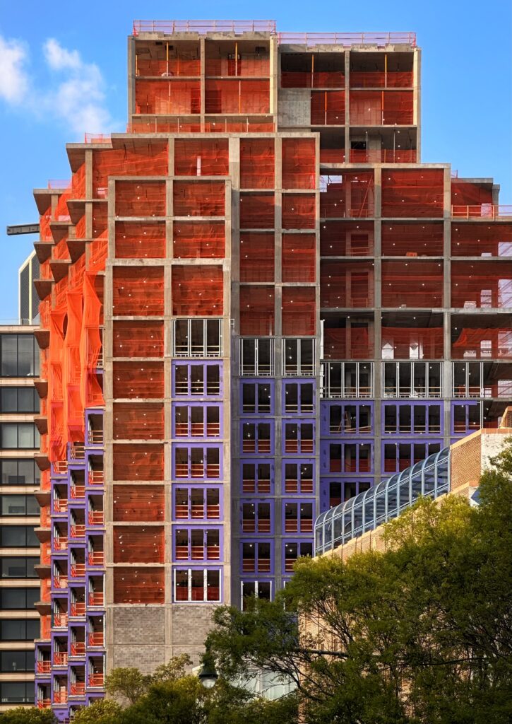 550 West 21st Street. Photo by Michael Young.