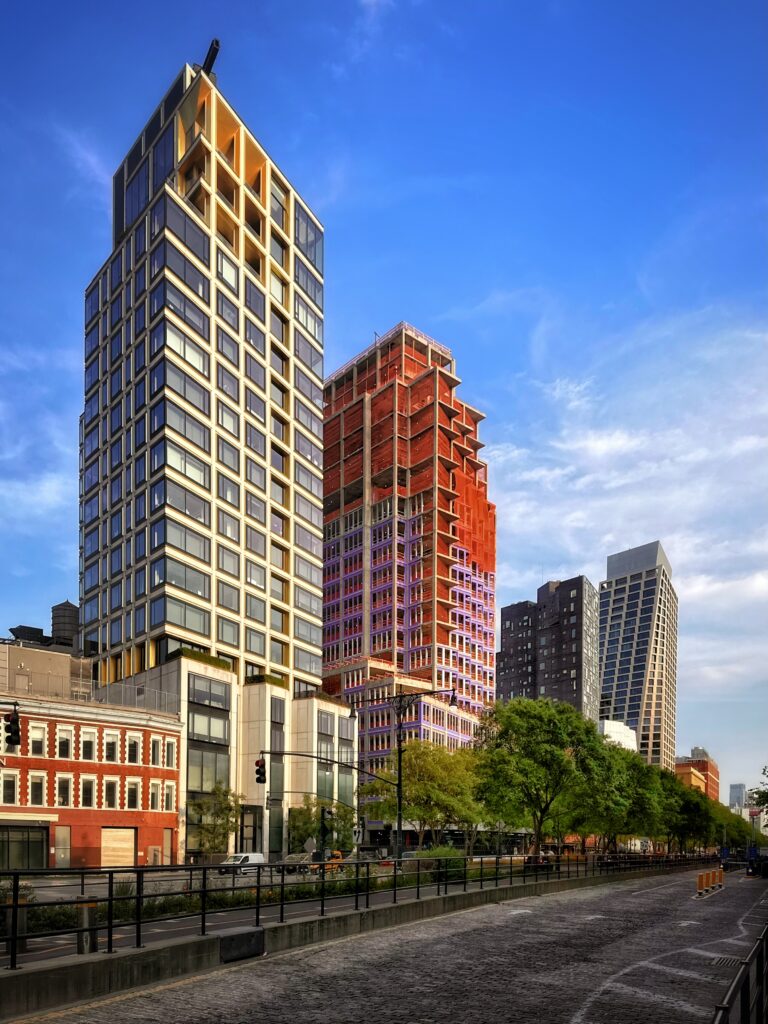 550 West 21st Street. Photo by Michael Young.