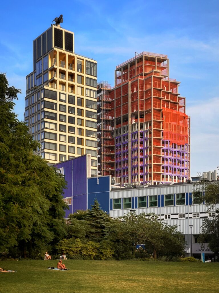 550 West 21st Street. Photo by Michael Young.