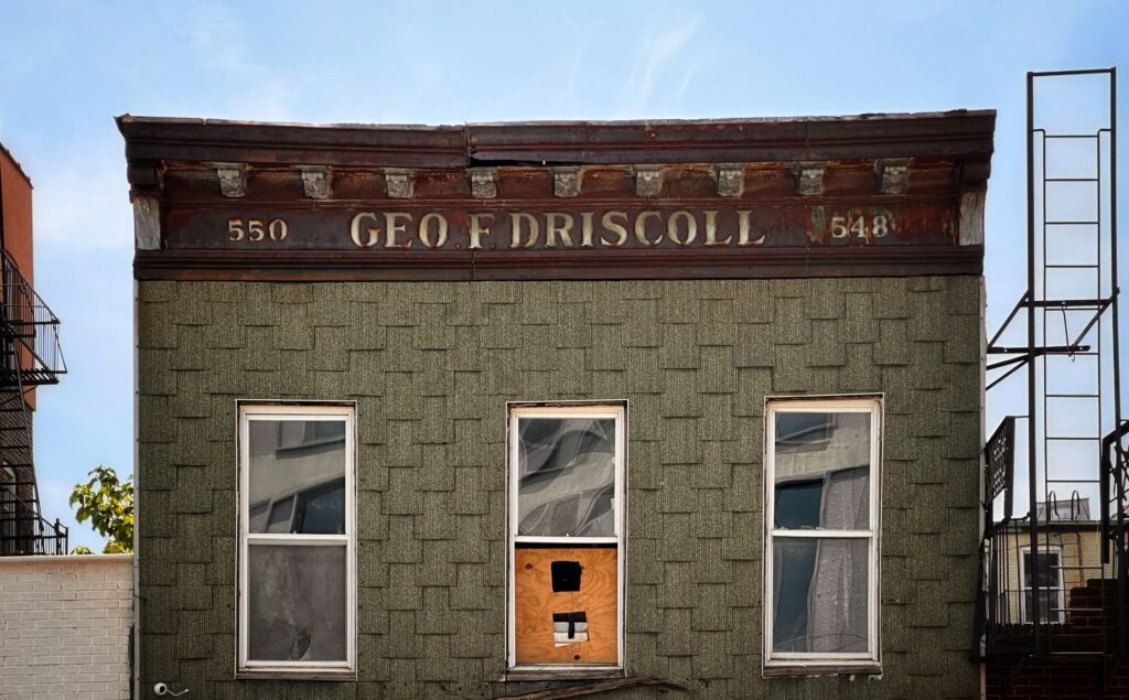 548-550 Union Street. Photo by Michael Young.