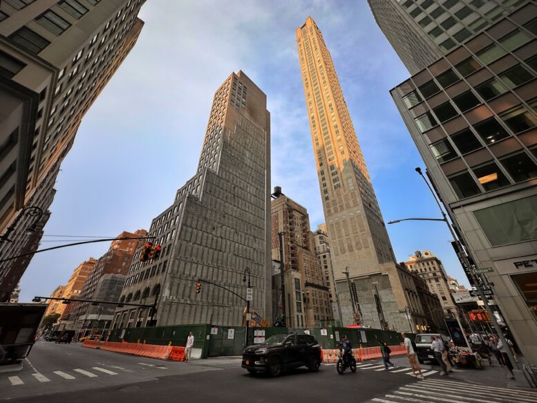 655 Madison Avenue. Photo by Michael Young.