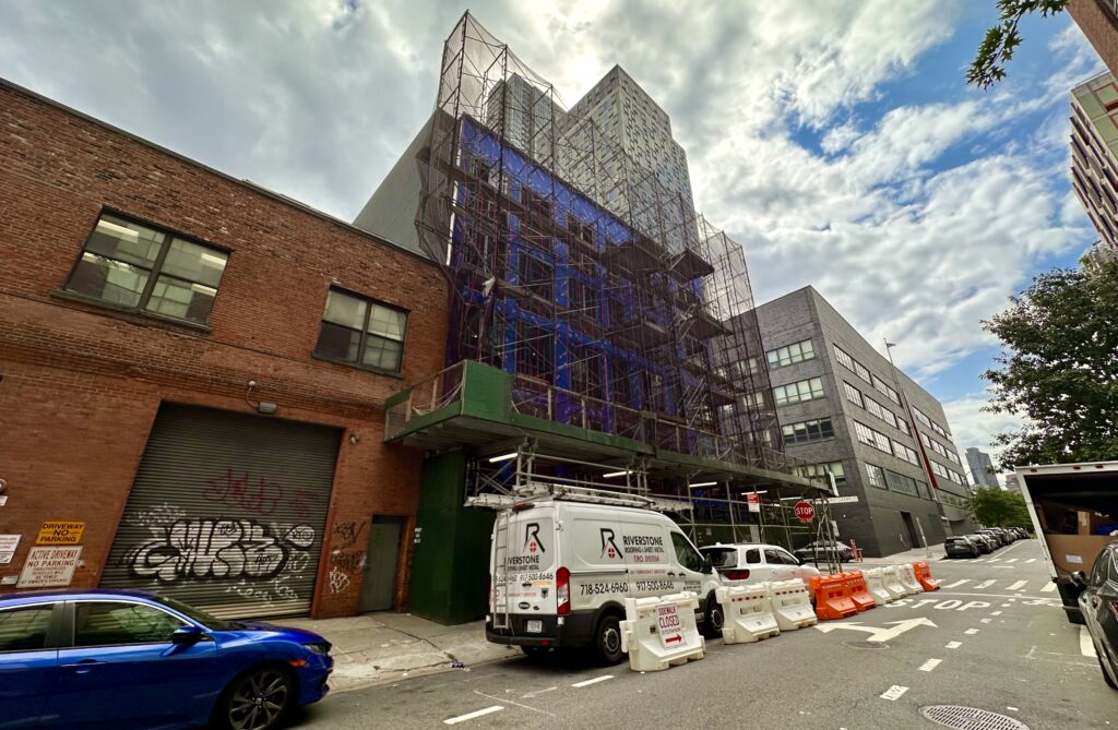 51-09 2nd Street. Photo by Michael Young.