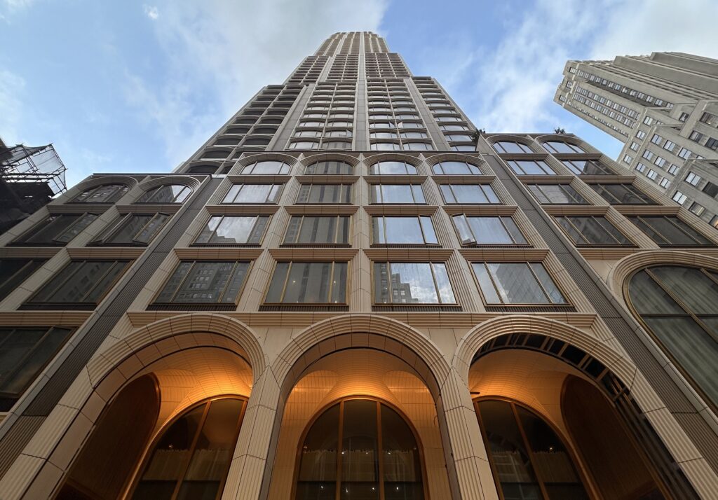 520 Fifth Avenue. Photo by Michael Young.
